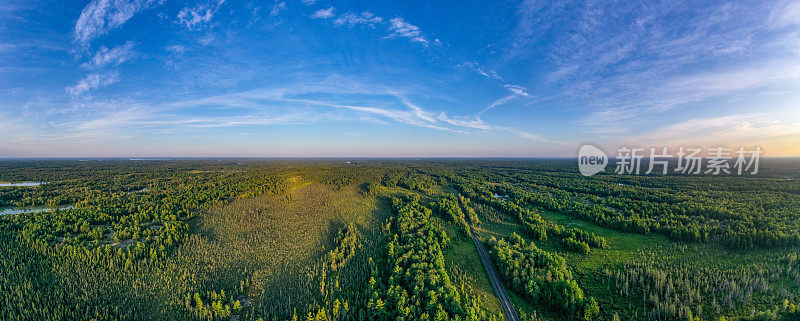 黄昏时的Muskoka Torrance Barrens Dark-Sky保护区，Gravenhurst，加拿大